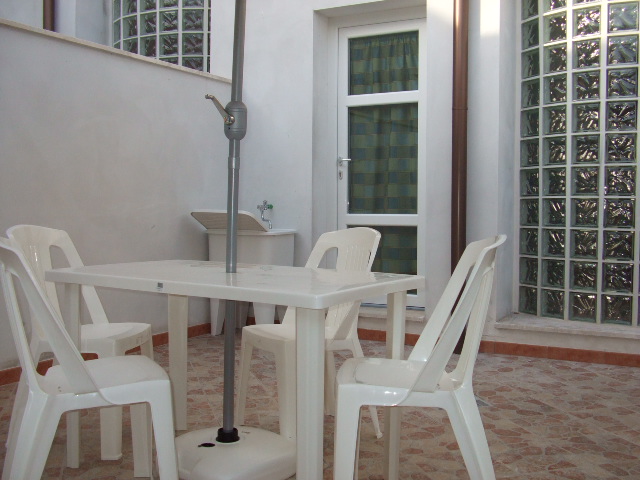 Nel Salento affitto appartamento p.cesareo