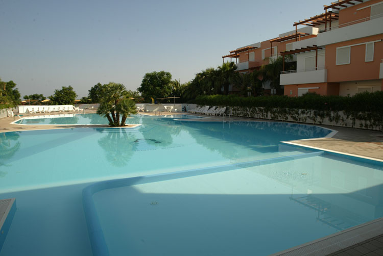 Residence Tramonti - Piscina
